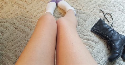 Kind of like the girl's issue of magazines photoshopping women to make them more attractive and then girl's wanting to look like that which can cause body. I Stopped Shaving My Legs For 2 Weeks, & Here's How People ...