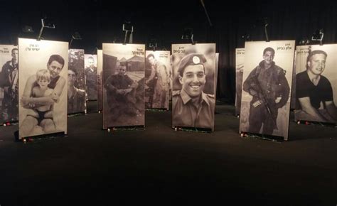 אסון המסוקים היה תאונה אווירית שהתרחשה בליל כח בשבט ה'תשנז, 4 בפברואר 1997. אסון המסוקים | mako