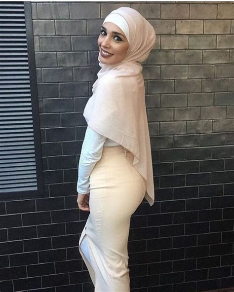 Find images of arab girl. Instagram post by Hot Hijabis • Jul 3, 2018 at 12:39am UTC ...
