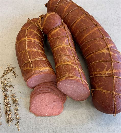 The recipe and preparation of the sausage vary regionally. Cervelatwurst - Onlineshop Fleischerei Borghs