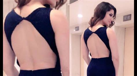 I recently turned 18 and got a modeling job together with my own personal site, a place for me to share the most intimate moments of my life with my online friends and fans. Sunny Leone Flaunts Her Hot Back - YouTube