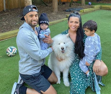 Maybe you would like to learn more about one of these? A Video Of Lucas Moura In His Garden With His Wife - Harry ...