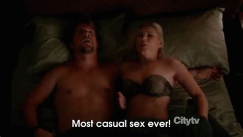 Noah loves a man with a big cock. Keepin It Caj GIF - HappyEndings Alex Dave - Descubre ...