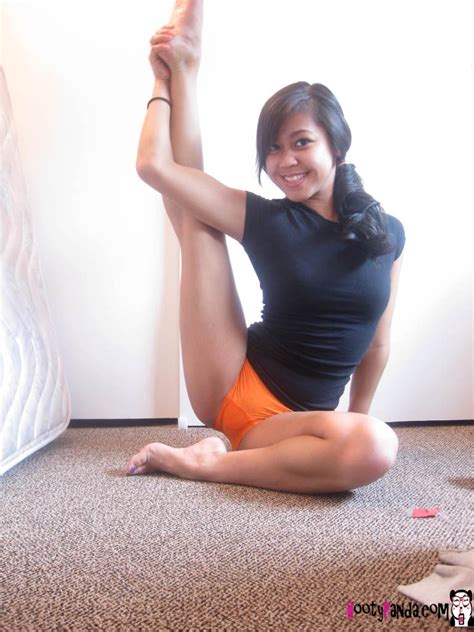 My camel toe when i wore this tight yoga pants. Overall...ASIANS Are Easily The WORST Looking WOMEN On ...