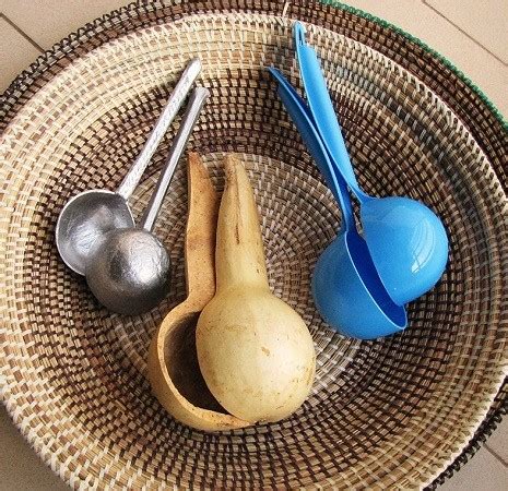 Bangku plastik pula kerap kita pakai di rumah. Keunggulan dan Kelemahan Produk Rumah Tangga Berbahan ...