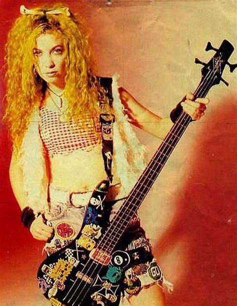 They worked hard to rise to the top, and then disbanded. Sean Yseult | Heavy metal girl, Guitar girl