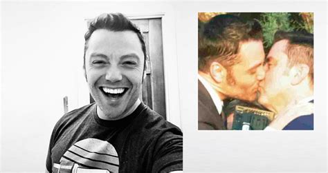 #le notizie del giorno, #ultimenotizie,#tizianoferro, #marito, #commenta, #bacio, #fiorello, i video possono utilizzare una legge sui contenuti protetti da. Tiziano Ferro: "ecco com'è la vita da sposato" (VIDEO) - SPYit