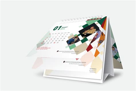 Nah kali ini saya akan berbagi aneka model desain kalender dinding 2021. Desain Kalender Meja & Dinding 'PUSKOM Perhubungan' 2014 - The Hummingbird Design