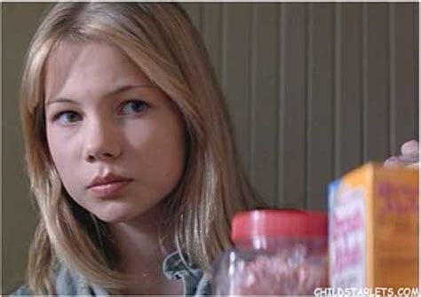 In michelle's inaugural episode of checking in with michelle williams, @michellewilliams opens up about her personal experience during the pandemic and shares encouraging words for you to get. Michelle Williams Child Actress Images/Photos/Pictures ...