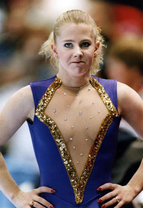 Competitive ice skater tonya harding rises amongst the ranks at the u.s. Margot Robbie'nin Tonya Harding Filmine Yönetmen Bulundu ...