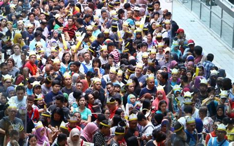 The ikea store and the first phase of the shopping mall will take up 30 acres while another 45 acres will be set aside for phase two of the shopping mall; Kemeriahan Hebat! Susulan Pembukaan Cawangan Kedua Ikea ...