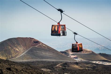 C'est le plus facile pour visiter le volcan. Funivia dell'Etna, Sicily (With images)