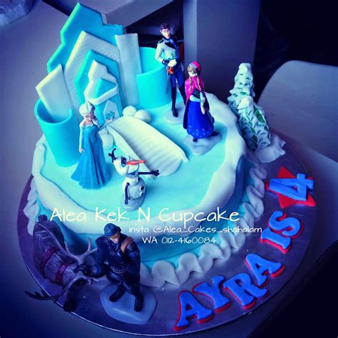 Sebenarnya banyak kerja lagi lum beres.tak leh citer panjang2. The Cake Closets by Lea: Tema Frozen Elsa & friends design #1