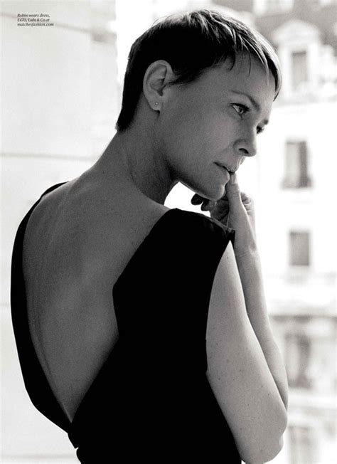 House of cards is not a flawless show. Robin Wright by David Roemer for Evening Standard | Classiq