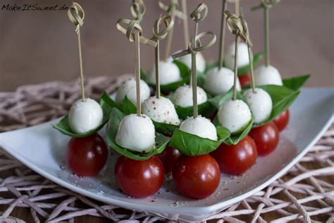 It's located in saarland, germany. Tomate-Mozzarella-Fingerfood Rezept - MakeItSweet.de