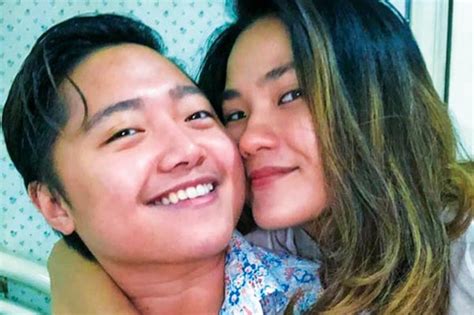 During the launch of his newest album 'evolution', performer jake zyrus talks about his future plans with fiancé shyre aquino. Jake Zyrus hindi apektado kung wala sa kasal ang sariling ...