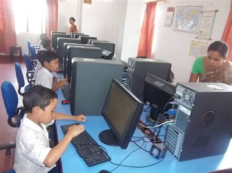 You have just completed the computer basics class! Children learning the basics of computing. | Kids learning ...