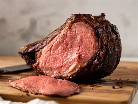 Boneless prime rib eye roast 2 heaping tbsp kosher salt 1 heaping tbsp freshly ground black pepper 1 heaping tbsp finely chopped garlic 2 heaping tbsp chopped fresh rosemary. Slow Roasted Prime Rib Recipes At 250 Degrees - Slow ...