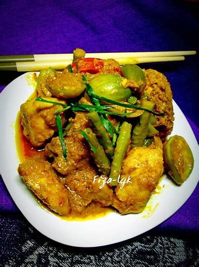 Cara buat ayam phat phet, resepi 'ori' dari thailand AYAM PHAT PHET | Fiza's Cooking (With images) | Cooking ...