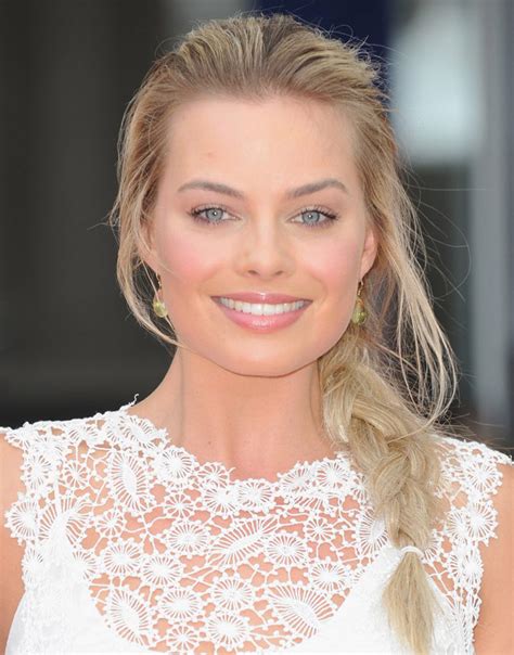 She has received nominations for two academy awards, four golden globe awards, an. Margot Robbie violently slapped DiCaprio on the face ...