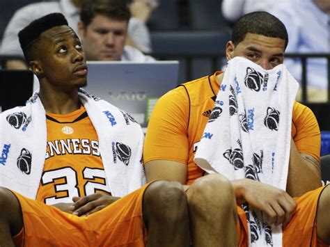 Home scores bracket rankings standings stats women's final four history video. Why Cleveland's Scotty Hopson signing doesn't make much sense | theScore.com