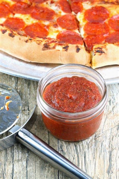 This healthy homemade pizza sauce has the perfect combination of flavor and spice, and it's quick and easy to make! 2 Minute Homemade Pizza Sauce Recipe | Yummly | Recipe ...