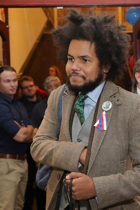 / dominik feri je poloviční etiopan …, (matka češka ci. GALERIE: Feri chce vidět zprávu OLAF k Čapímu hnízdu ...