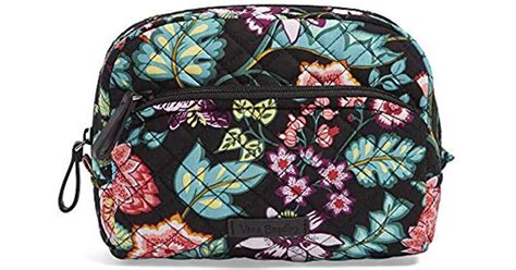 One of the brightest and most recognizable accessory brands around is vera bradley. Lyst - Vera Bradley Iconic Medium Cosmetic, Signature ...