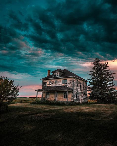 Learn all you need to know about the saskatchewan immigrant nominee program (sinp, or saskatchewan pnp), who can apply, and how it works. Abandoned Saskatchewan: Stunning Urbex Photography By ...