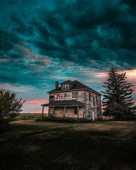 Saskatchewan is canada's prairie paradise. Abandoned Saskatchewan: Stunning Urbex Photography By ...