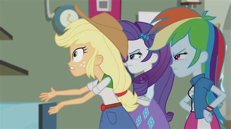 The movie, and my little pony: Image - Applejack "that's my bass!" EG2.png | My Little ...