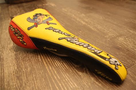Pantani definitely deserved his own custom selle italia saddle. Selle Italia Flite Pantani editionin excellent condition ...