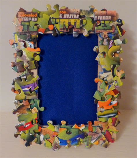 Create own 12 image jigsaw puzzle. Using pieces from an incomplete jigsaw puzzle to decorate ...