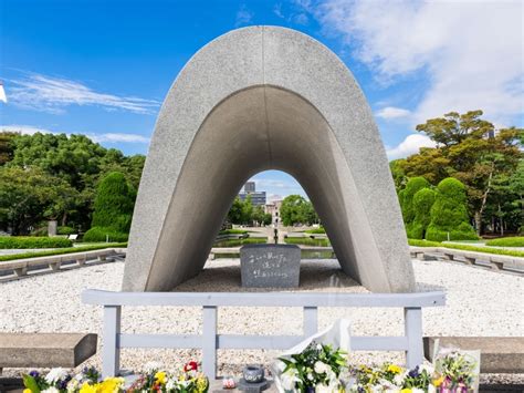 京都 大阪 兵庫 奈良 和歌山 鳥取 島根 岡山 広島 山口 徳島 香川 愛媛 高知 福岡 北九州 佐賀 長崎 熊本 大分 宮崎 鹿児. 原爆死没者慰霊碑 ｜ 広島市観光