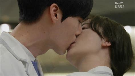 Câu chuyện cổ tích đầy tính drama của di di xin được phép bắt đầu. Pin on Korean drama Blood