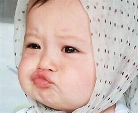 10 Foto Lucu dan Imut Anak Kecil Saat Memakai Jilbab ...