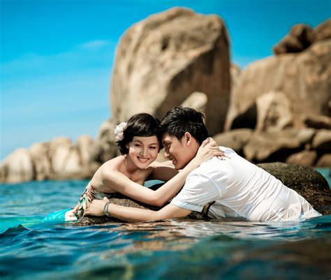 Find the best free stock images about wedding. 5 Stunning Beach Wedding Photography Poses for Newly Weds ...