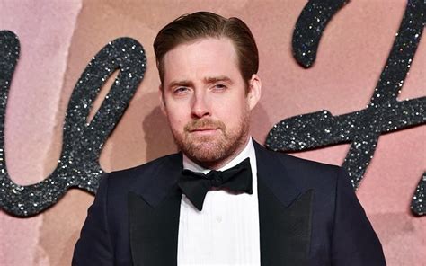 3,174,002 likes · 53,492 talking about this. Kaiser Chiefs' Ricky Wilson Forced To Put Wedding On Hold ...