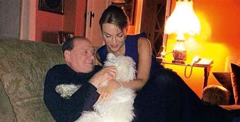 Mia madre mi ha chiesto l'età di #martafascina. Silvio Berlusconi, compleanno in famiglia: i retroscena ...