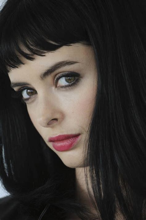 So far, she has been featured in many hit films and tv shows. Krysten Ritter