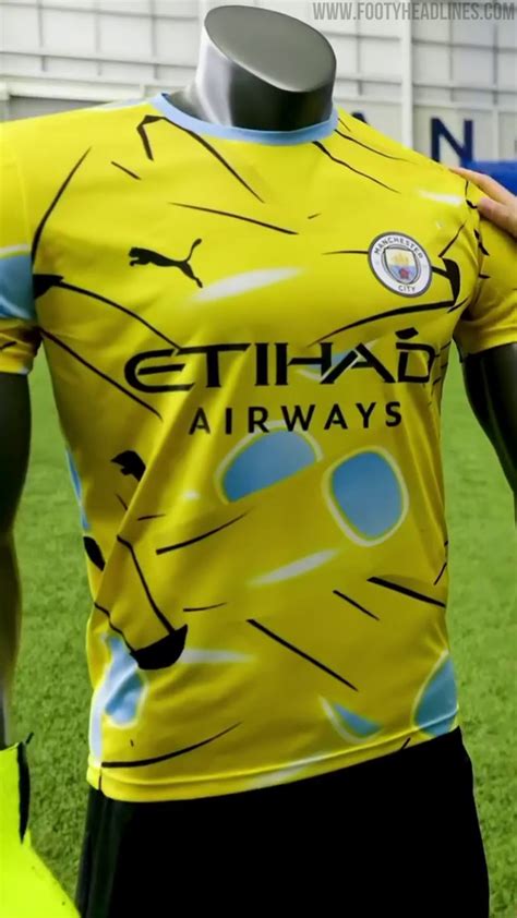 As spotted by a manchester city fan on twitter, the club's 2021/2022 as spotted by a manchester city fan on twitter, the club's 2021/2022 season home kit appears to have been put up on puma's official swedish website by mistake earlier this week, as a possible hint towards an imminent release. Banana-Inspired Man City 21-22 Goalkeeper Kit Unveiled? - Footy Headlines