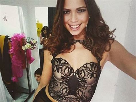 Ivana esther robert smit năm nay 19 tuổi, mang quốc tịch đức và bỉ. 19-year-old model falls to her death in the nude from ...