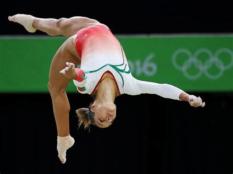 Filipa martins terminou hoje a participação nos jogos olímpicos sem conseguir atingir qualquer final na ginástica artística, apesar do bom desempenho em tóquio2020.o 'all around', a ginasta portuense, que tinha sido 37.ª no rio2016, o melhor resultado luso de sempre na prova, foi agora 43.ª colocada, com 52.298 pontos, com a última apurada para as 24 finalistas a ser a 31.ª, a alemã kim bui, com 53.398 pontos. Pin em referência Anatomia