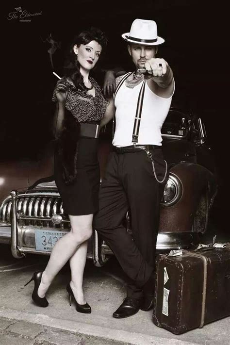 Women's bonnie and clyde costume. Love this in 2019 | Bonnie, clyde halloween costume ...