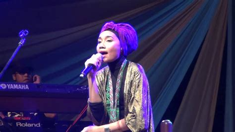 Even a thousand years, i will wait for you. Yuna - Terukir Di Bintang Live in Kuching - YouTube