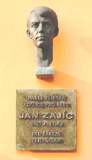 Měl staršího bratra, který dostal jméno po otci jaroslav a o pět let později se mu narodila sestřička se. Zajíc Jan «Vlast.cz