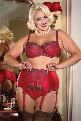Lady red bbw stripping, shaking and jiggling. Pin on Curvy Beauty