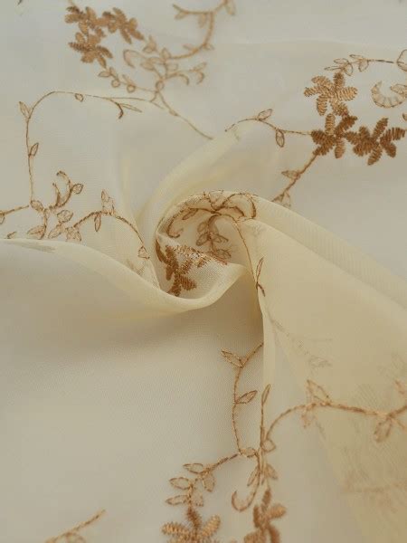 European floral pattern is adorable. Elbert Damask Floral Pattern Embroidered Rod Pocket White ...