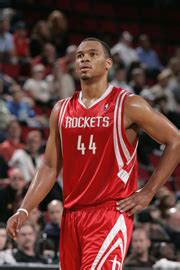 Here's chuck hayes delayed free throw shot ». The Association: Chuck Hayes Is Not a Closer