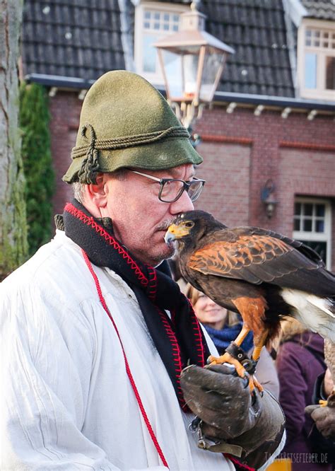 De grootste en gezelligste sfeermarkt van limburg. Scrooge Festival in Arcen - bei Ebeneezer zu Besuch in der ...